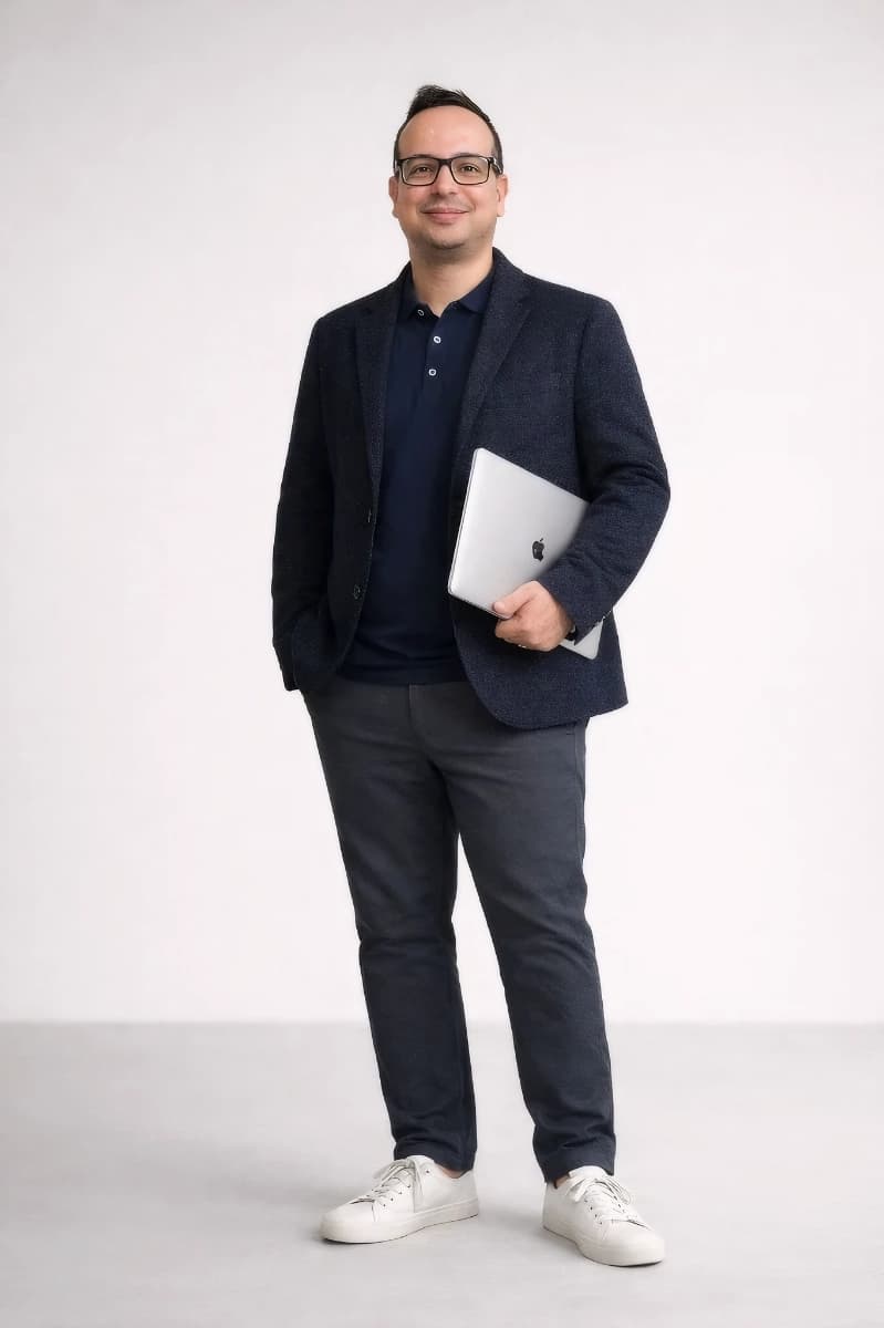 David Barros - Designer brasileiro com mais de 12 anos de experiência