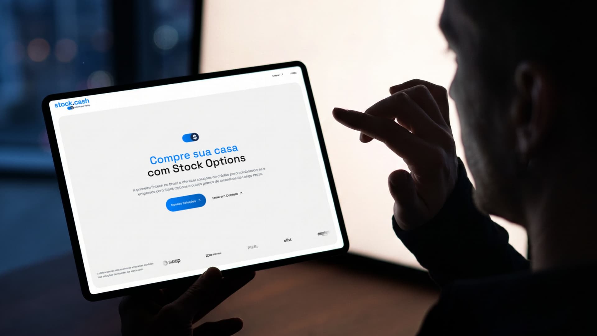 Identidade e presença digital para a fintech pioneira em Stock Options